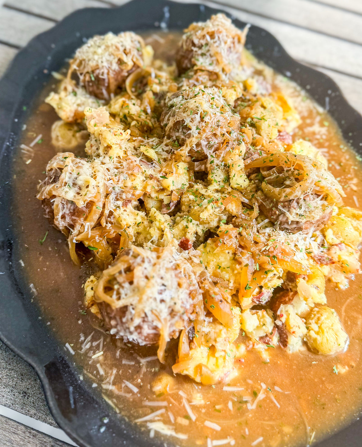 French Onion Meatballs with Gravy &amp; Mash - Meatballs inspired by French onion soup, served with gravy and mashed baby potatoes
